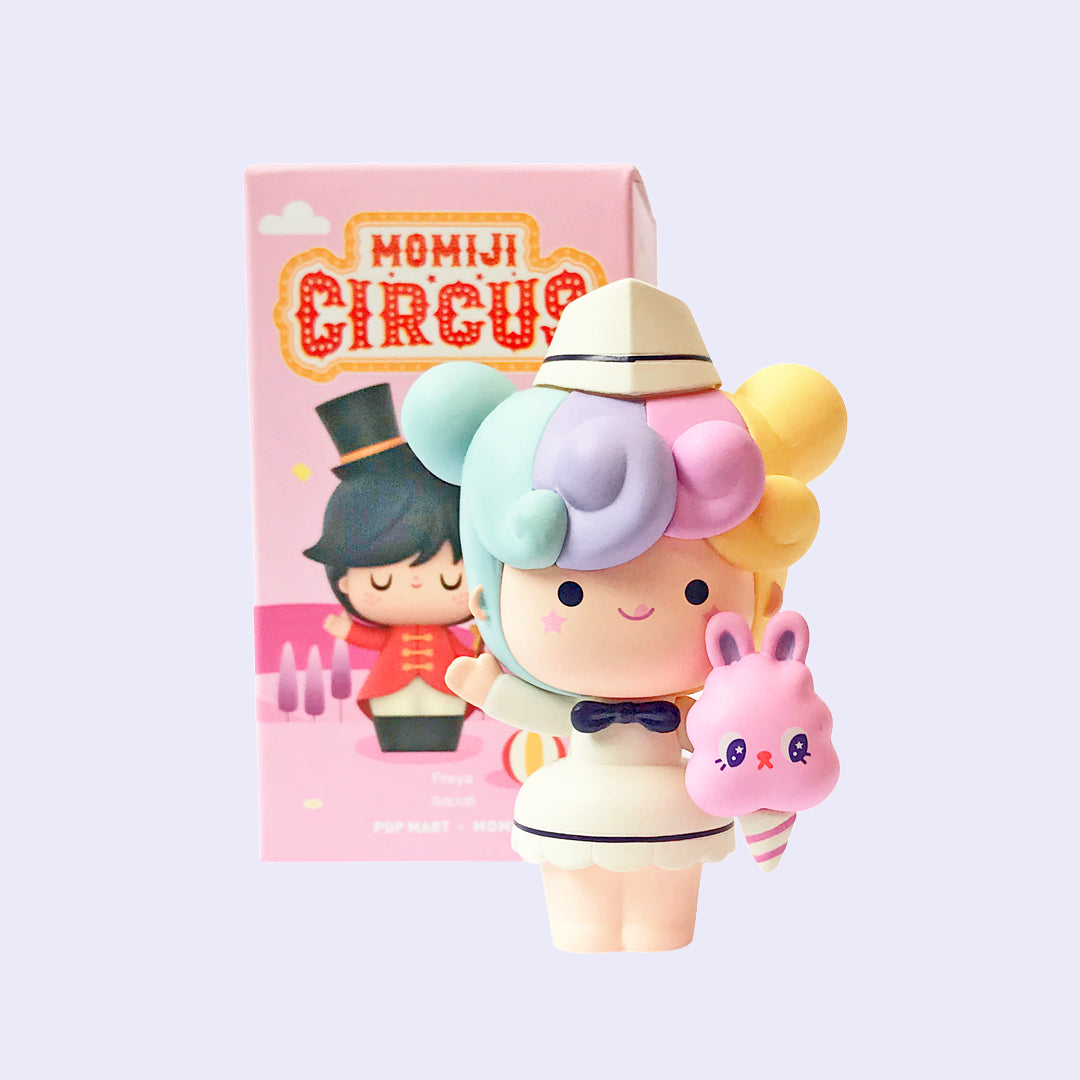 POP MART HITOMO コンサート フィギュア Momiji x Pop Mart - Circus Blind Box – GiantRobotStore