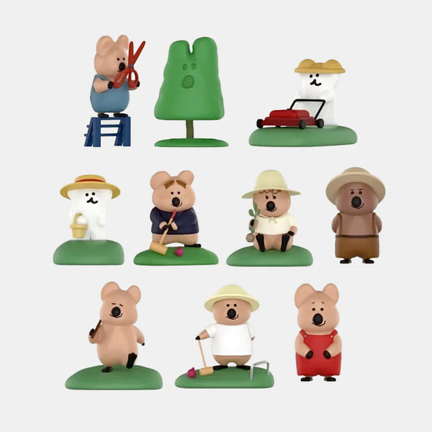 10 options for all Quokka themed figures, doing summer activities such as gardening and playing croquet. 