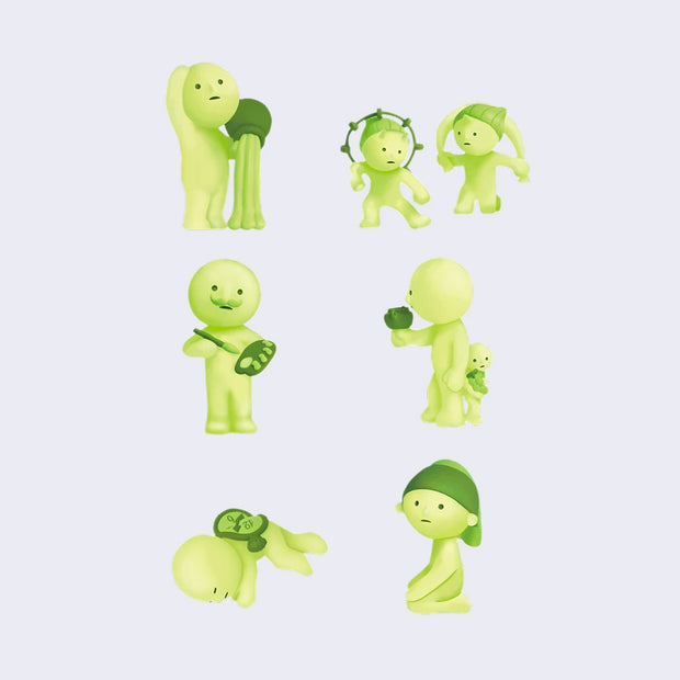 6 variations of Smiski: Museum Series. Options include: The Source, Wind and Thunder Gods, Baccus, Diego Velazquez, The Persistence of Memory and Girl with a Pearl Earring.